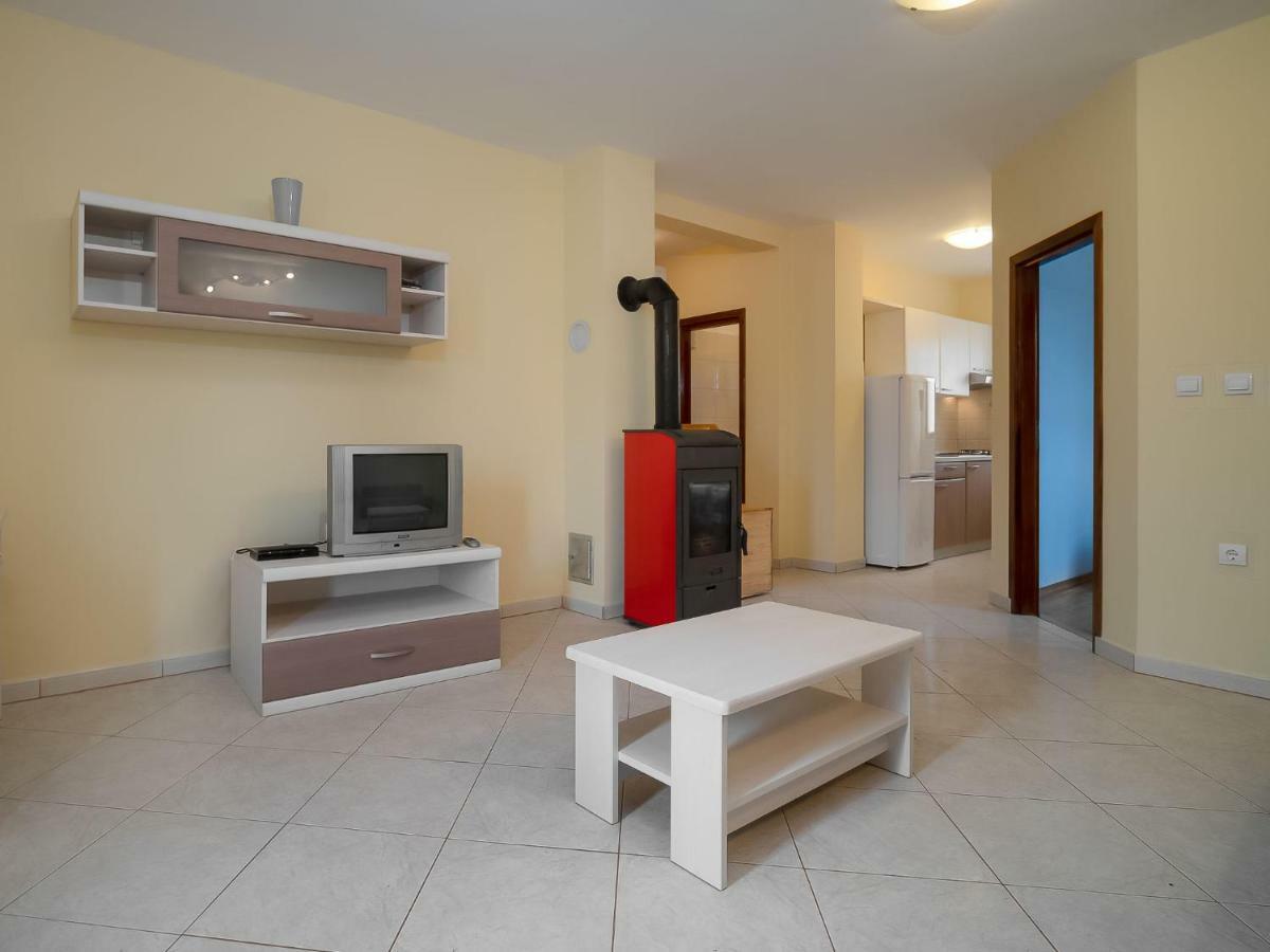 Holiday Home Mario 1 By Interhome Hreljici Luaran gambar